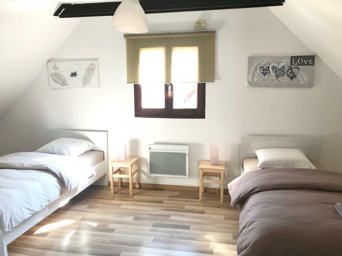 Willa Aux Deux Hirondelles Houssen Zewnętrze zdjęcie
